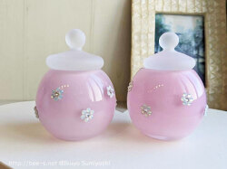 ガラス骨壺　かわいい　おしゃれ　赤ちゃん　子ども用　分骨用　ピンクの骨壺　分骨していいの