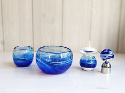 おしゃれなガラス仏具　かっこいい　ブルーの仏具　男の人の仏具　透明感　仏具小物　オーダーメイド