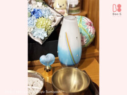 虹付きガラスの仏具　かわいい　赤ちゃん　子ども用　手元供養　祭壇