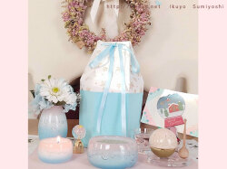 可愛いガラス仏具KASUMIと雪の結晶柄骨壺カバーがとってもかわいい