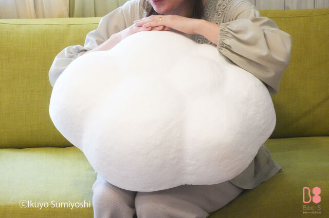 赤ちゃん用棺一式（お布団セット）。安置から火葬まで、ご家族の想いに寄り添う高品質な葬祭用品
