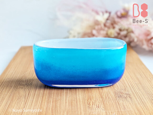 ガラスの香炉　横置き香炉　お線香を倒す　安心香炉　ガラス仏具小物