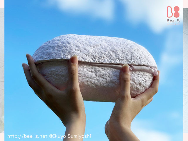 かわいい赤ちゃんの棺　まゆのゆりかご　火葬場へも抱っこしたまま過ごせます。死産流産天使ママ